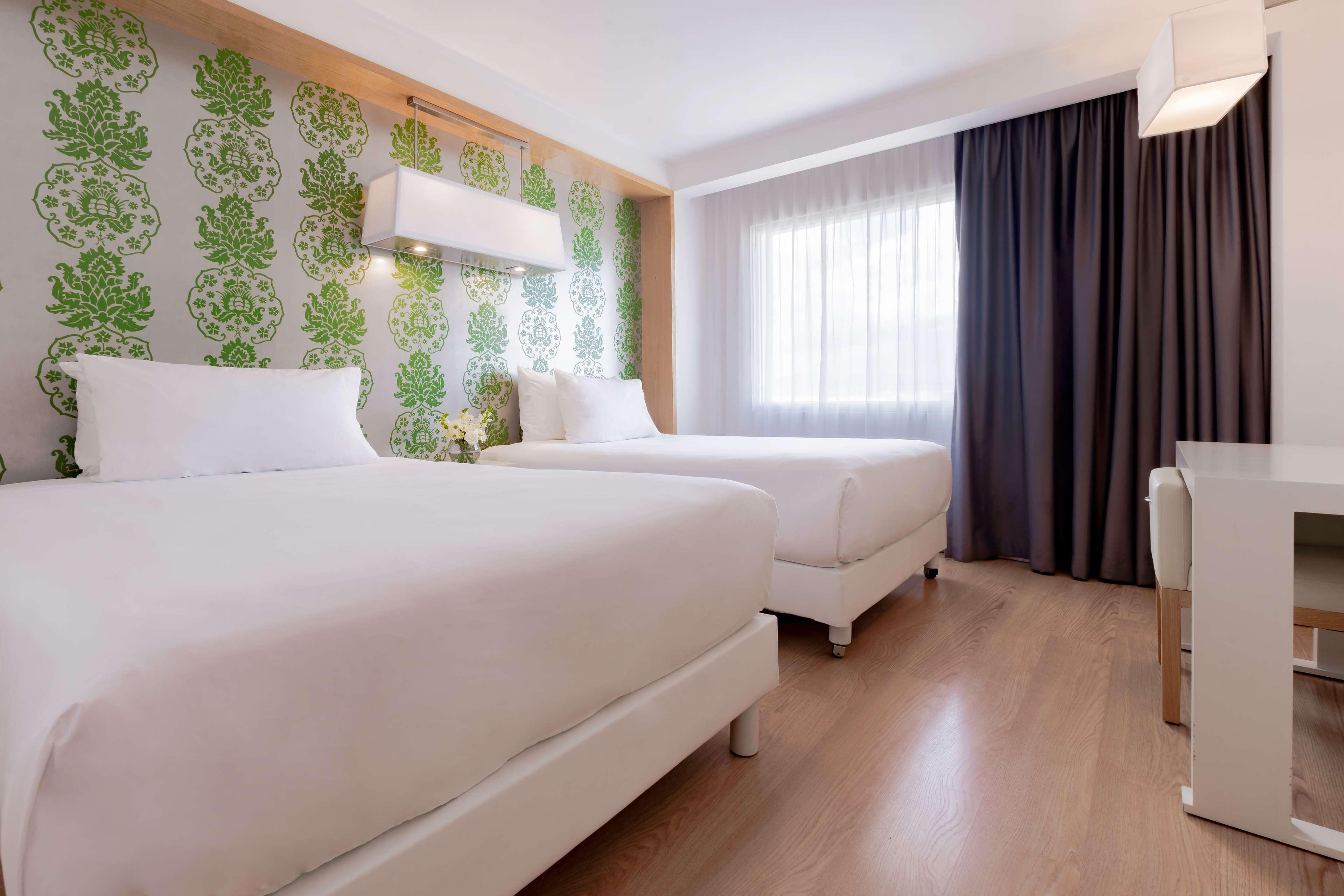 Nh Queretaro Hotel Buitenkant foto