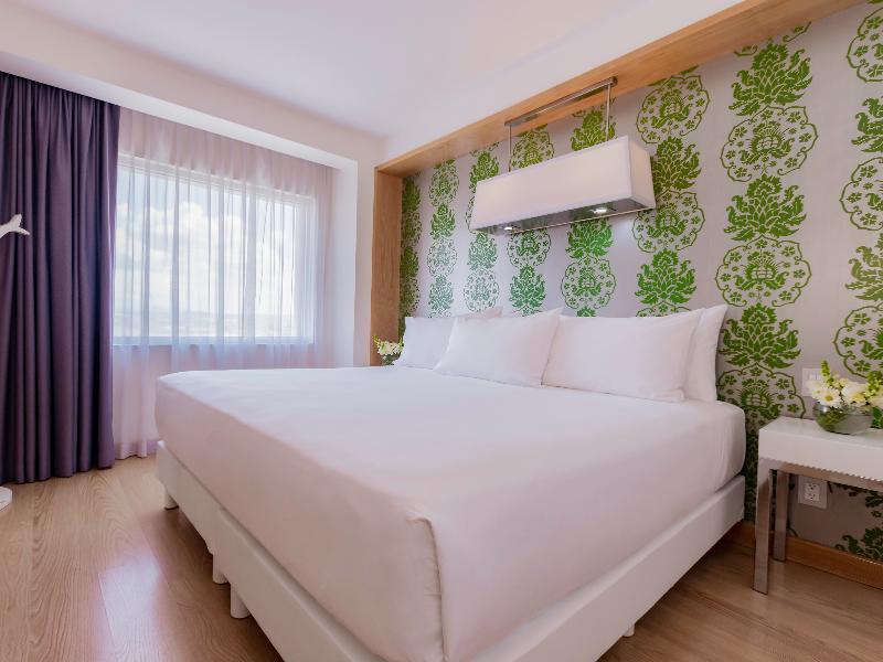 Nh Queretaro Hotel Buitenkant foto